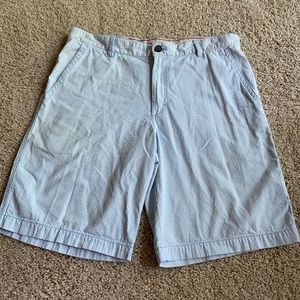 Men’s pinstripe shorts
